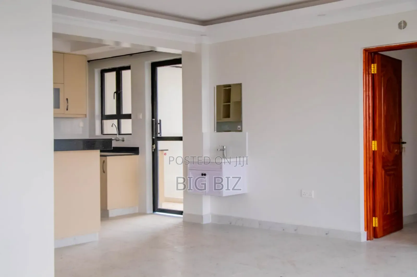 3bdrm Apartment in 3/4 Br + Sq, Parklands/Highridge for rent in Parklands/Highridge