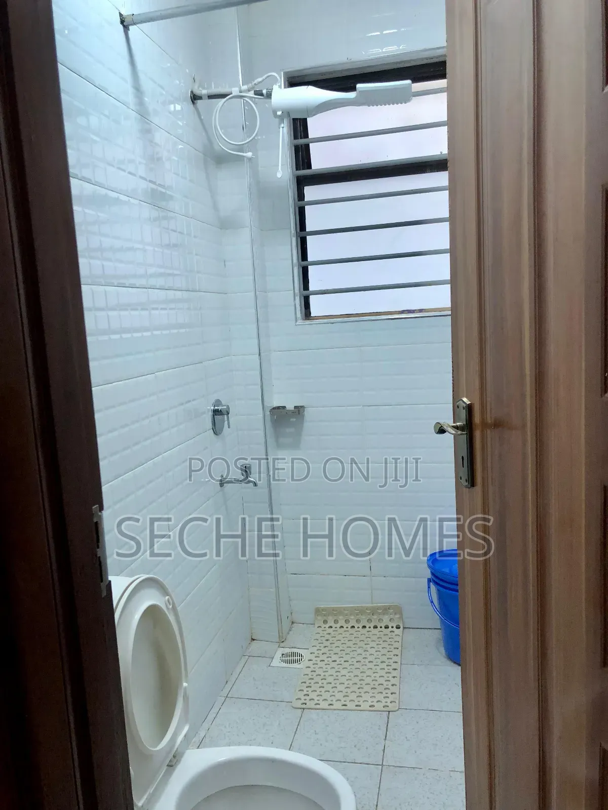 Royal Park Fully Furnished 2 Bedrooms in Royal Park Estate