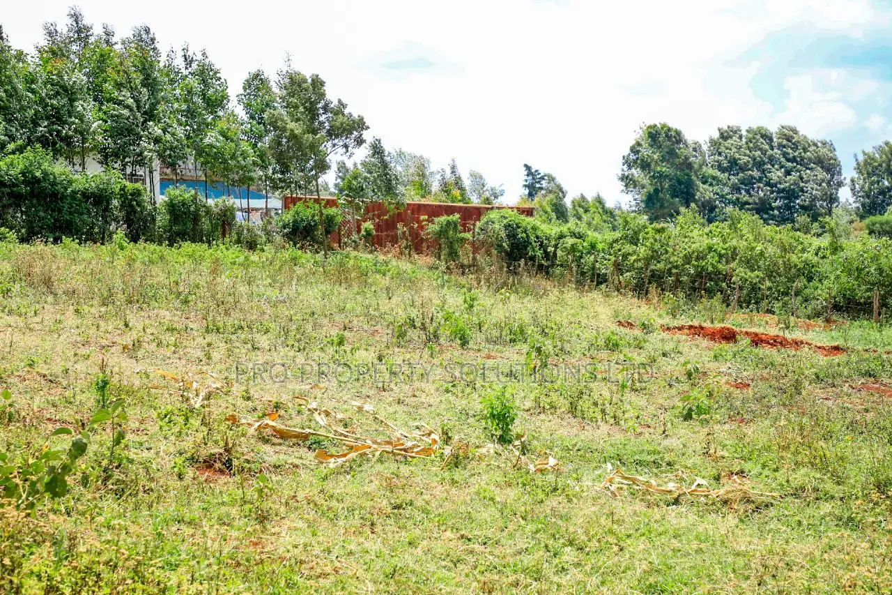 Prime Commercial Plot Touching Tarmac for Sale in Ondiri in Kikuyu