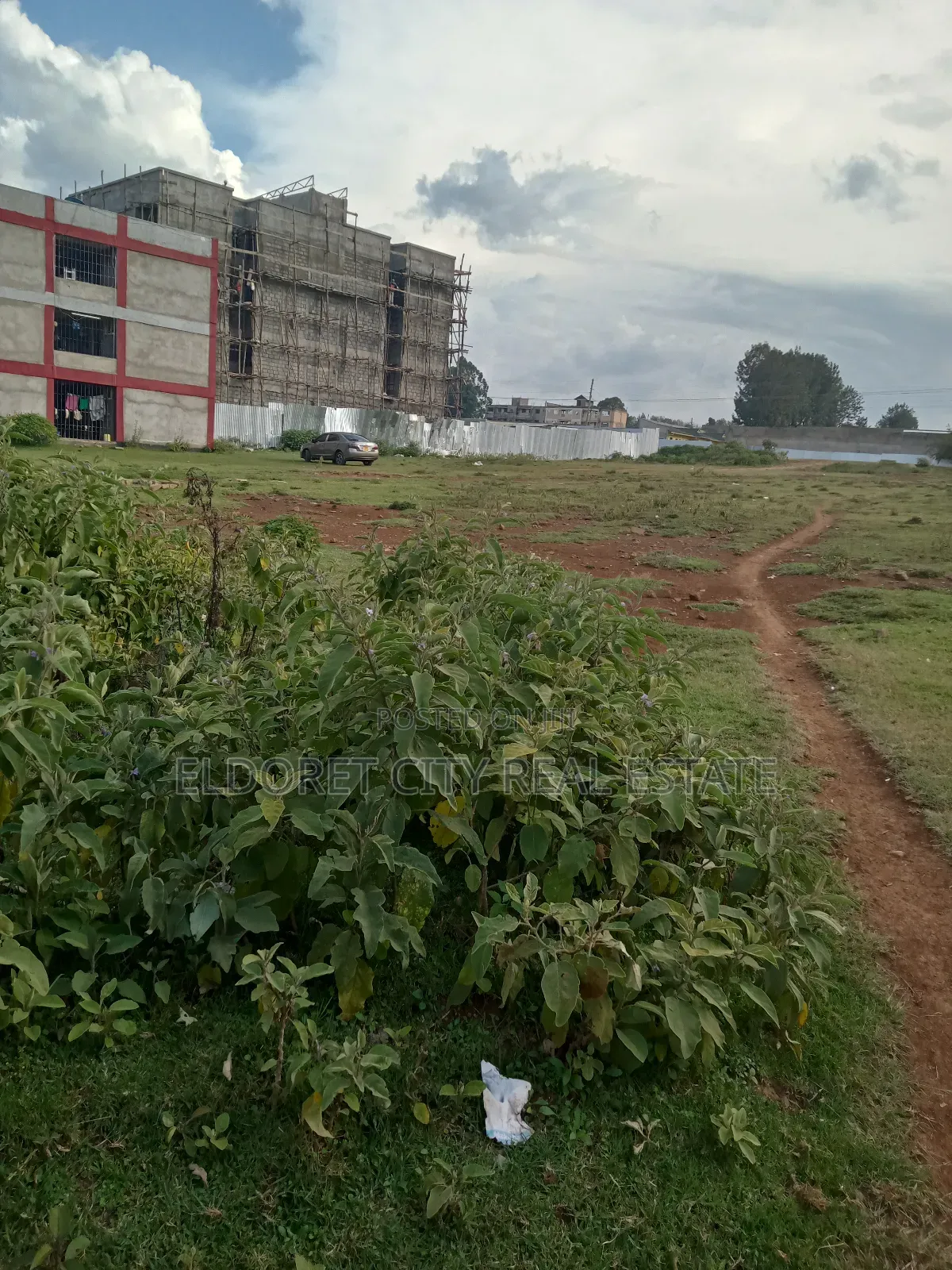 1/16 Plot Annex Near Sarayoit Road With Title. in Kapsuswa
