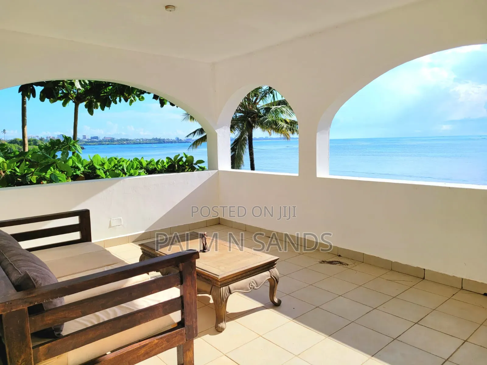 Furnished 20bdrm Apartment in Shelly for sale in Shelly Beach