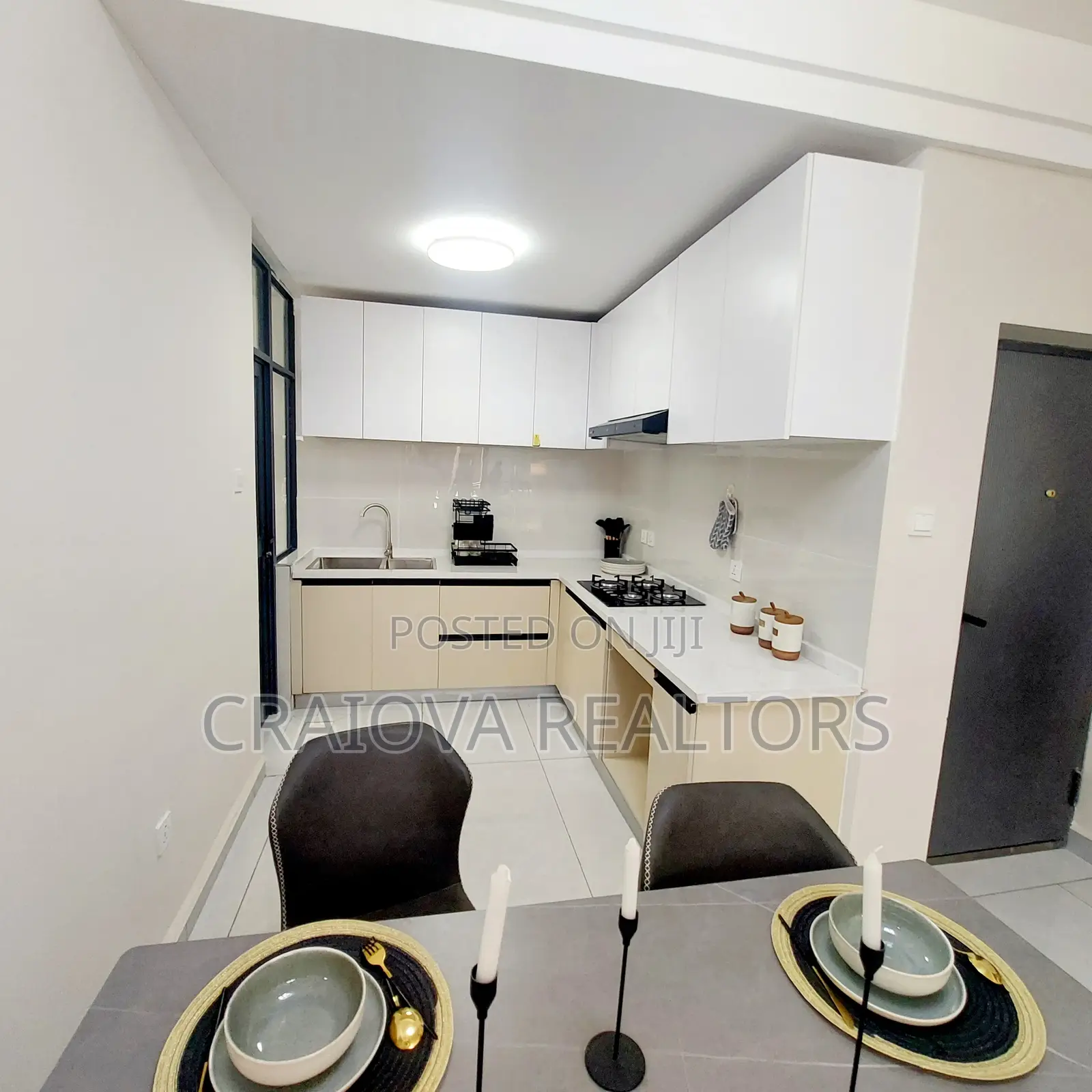 2bdrm Apartment in Gateway Mall Area for sale in Gateway Mall Area