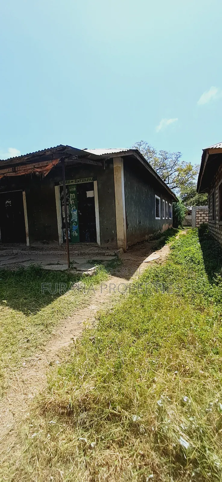 12bdrm Bungalow in Bombolulu for sale in Bombolulu