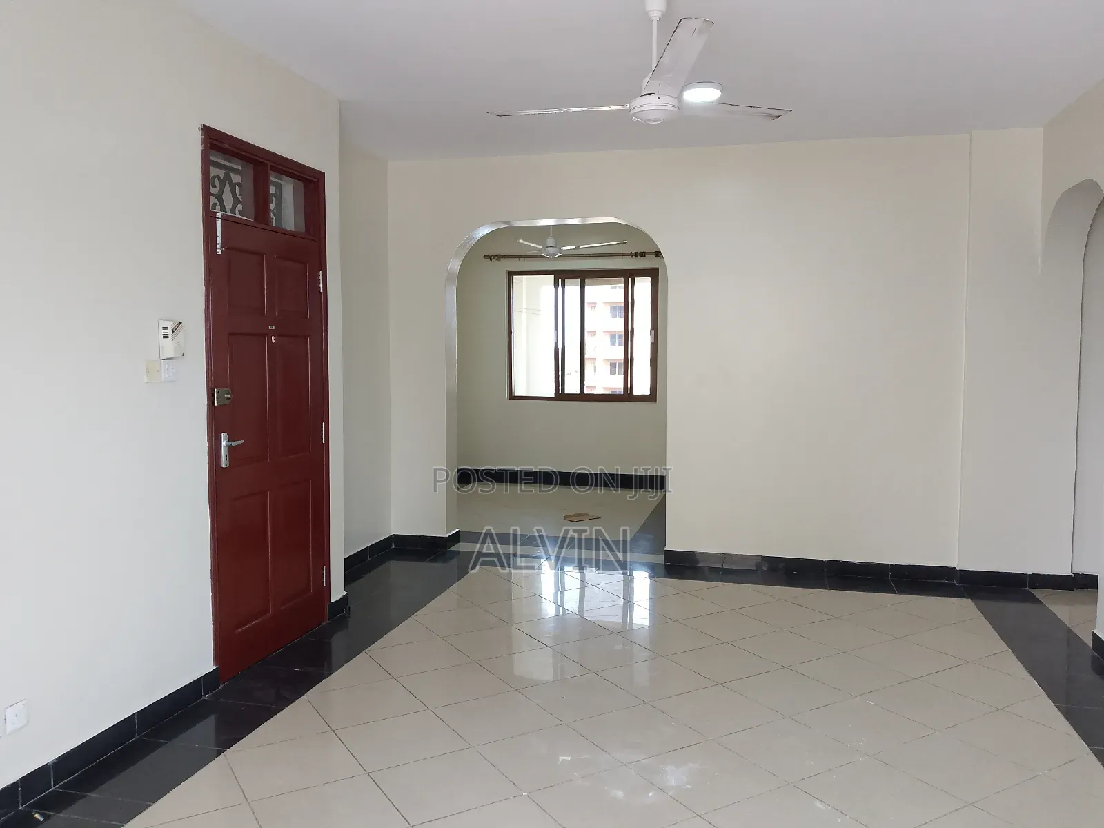 3bdrm Apartment in Kizingo for rent in Kizingo