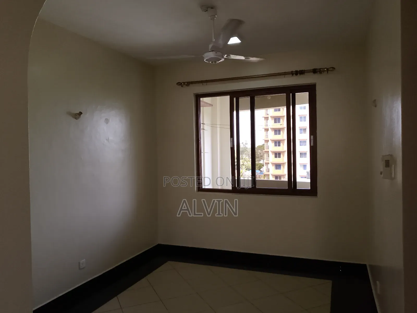 3bdrm Apartment in Kizingo for rent in Kizingo