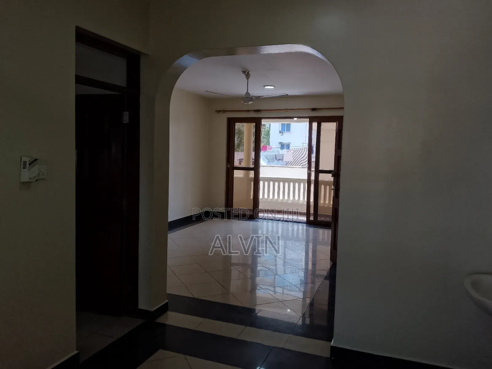 3bdrm Apartment in Kizingo for rent in Kizingo