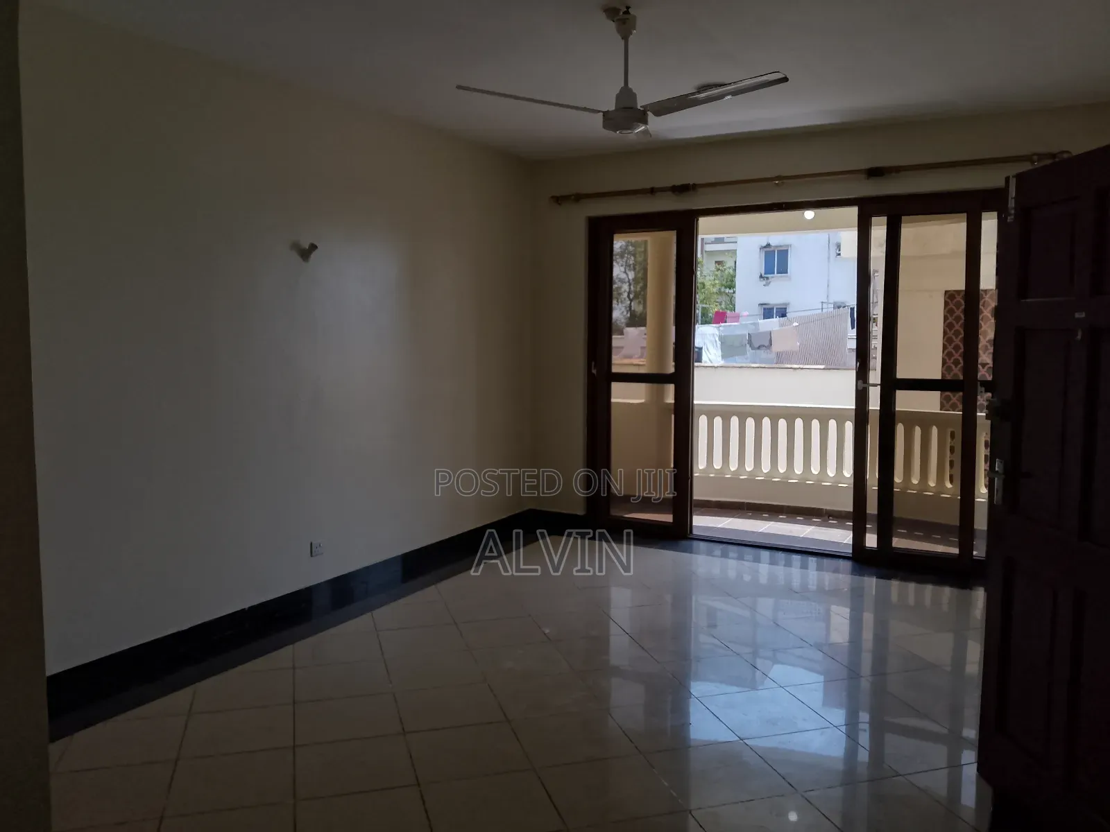 3bdrm Apartment in Kizingo for rent in Kizingo