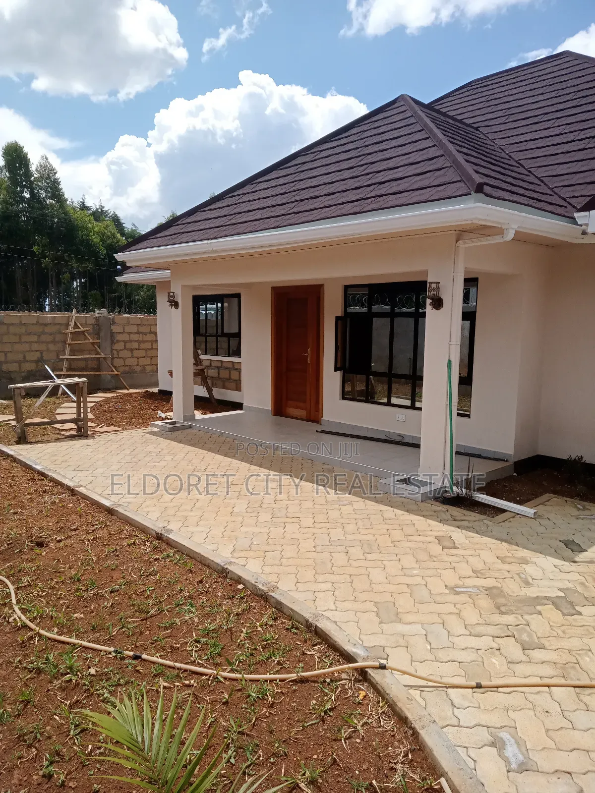 Furnished 3bdrm Maisonette in Annex, Soy for sale in Soy
