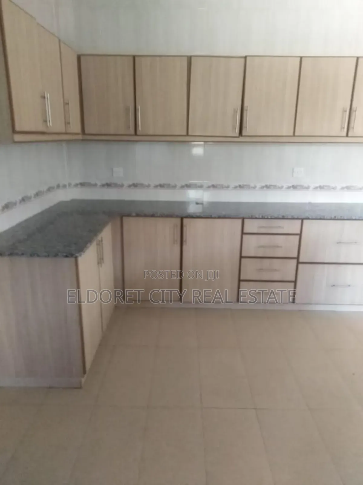 3bdrm Apartment in Rupa Villa, Soy for sale in Soy