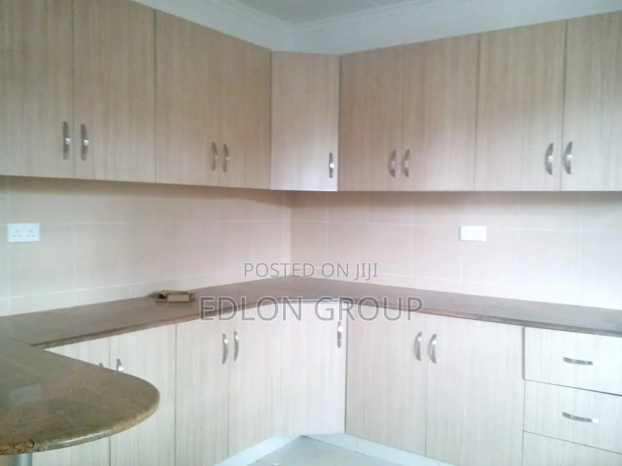 3bdrm Apartment in Kileleshwa for sale in Kileleshwa