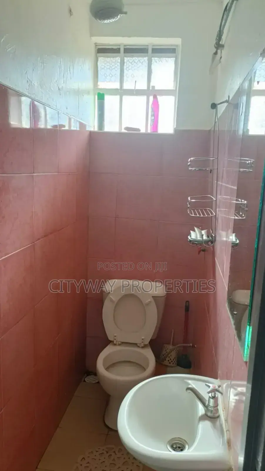 Studio to Let in Westlands in Westlands