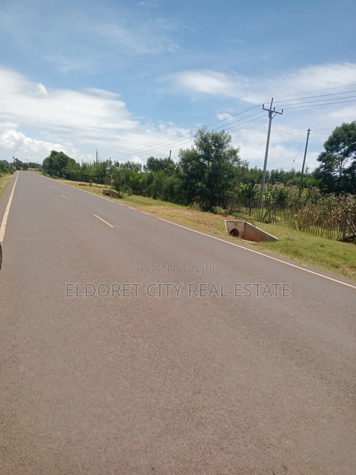 2 Acres Jagiir Farm,Near Koilel Touching Tarmac. in Soy