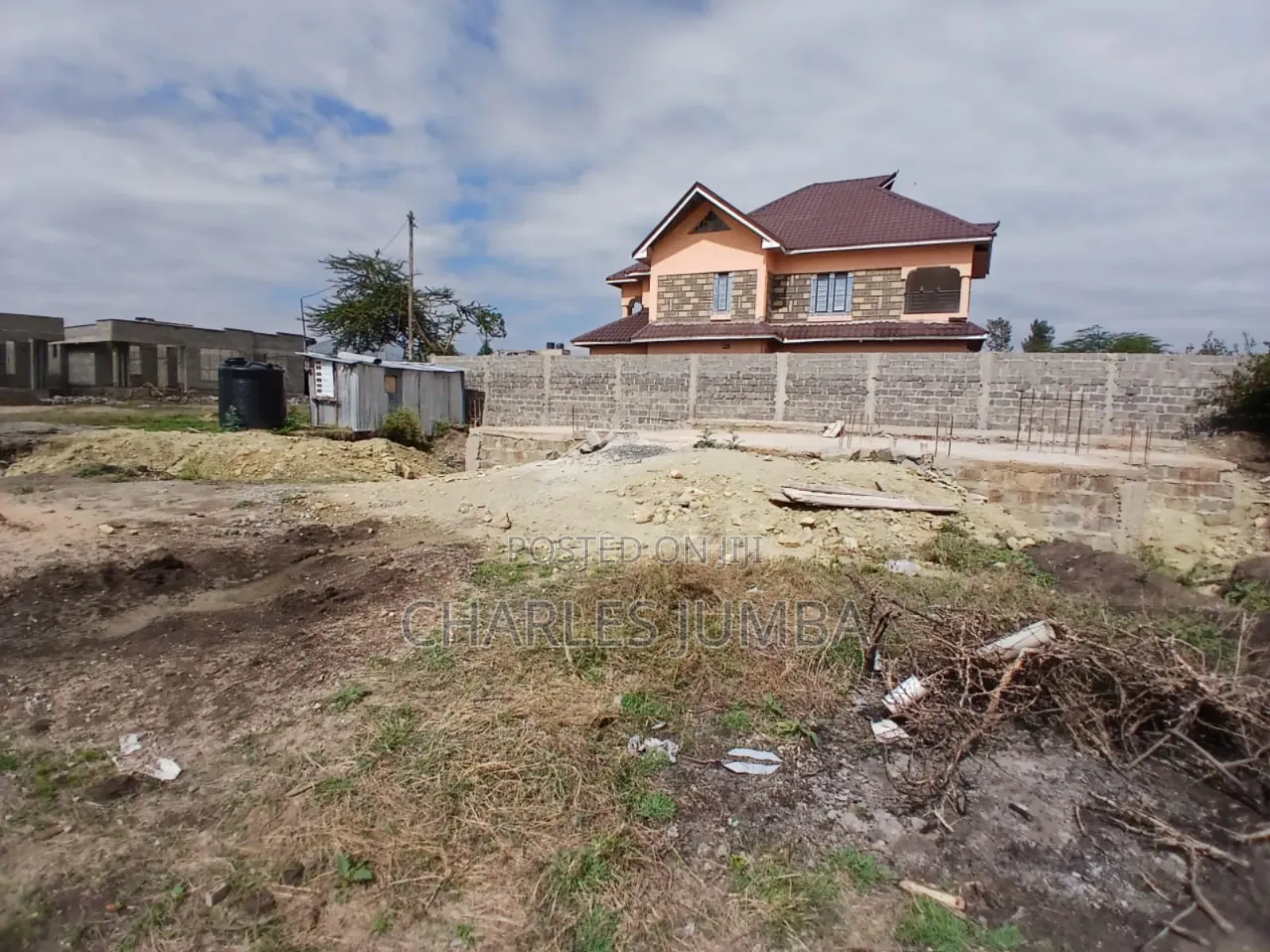 50*100 Plot With Foundation. in Kitengela
