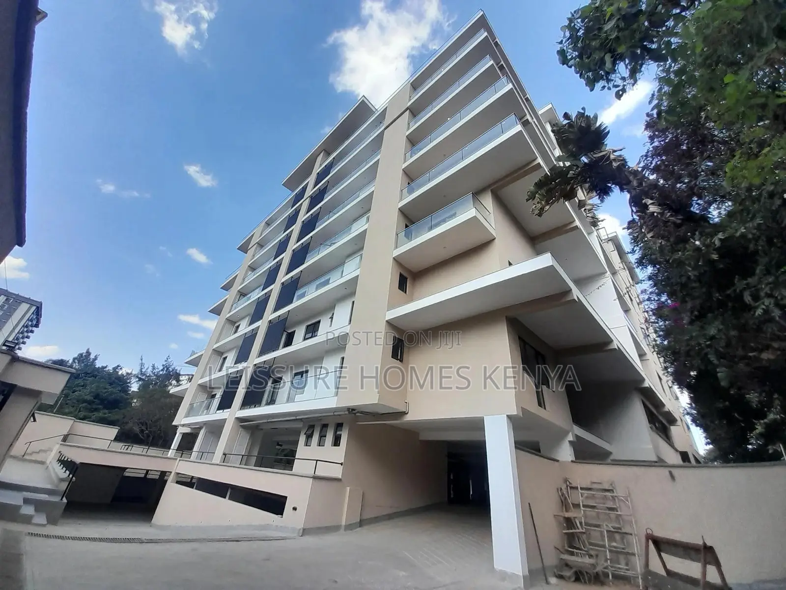 3bdrm Apartment in Lavington for sale in Lavington