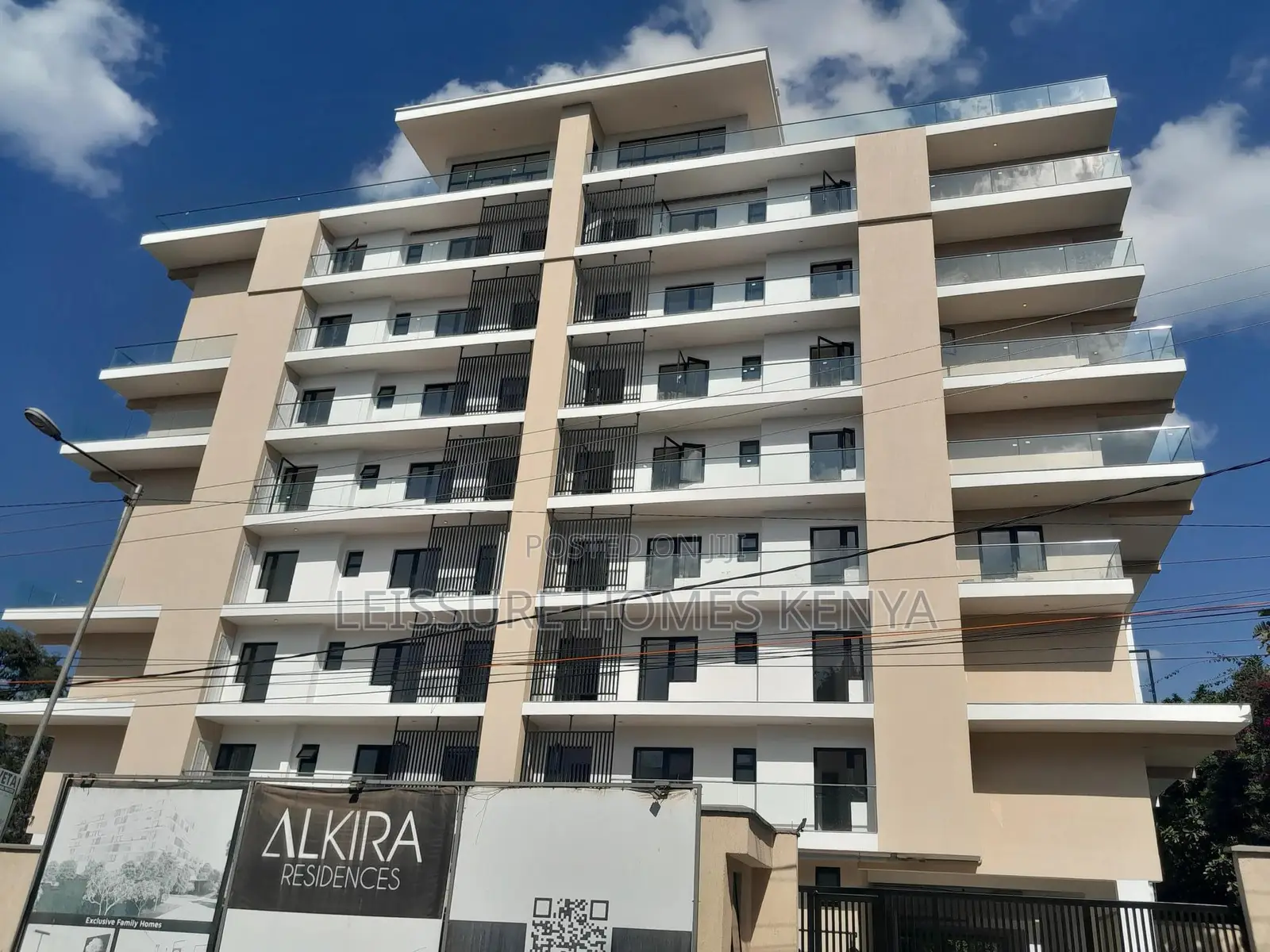 3bdrm Apartment in Lavington for sale in Lavington