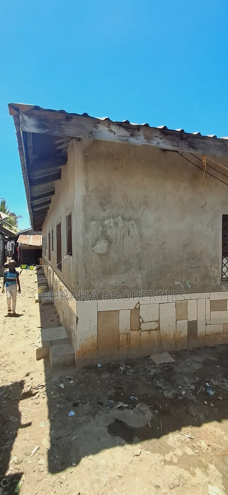 8bdrm Bungalow in Kisimani Bombolulu for sale in Bombolulu