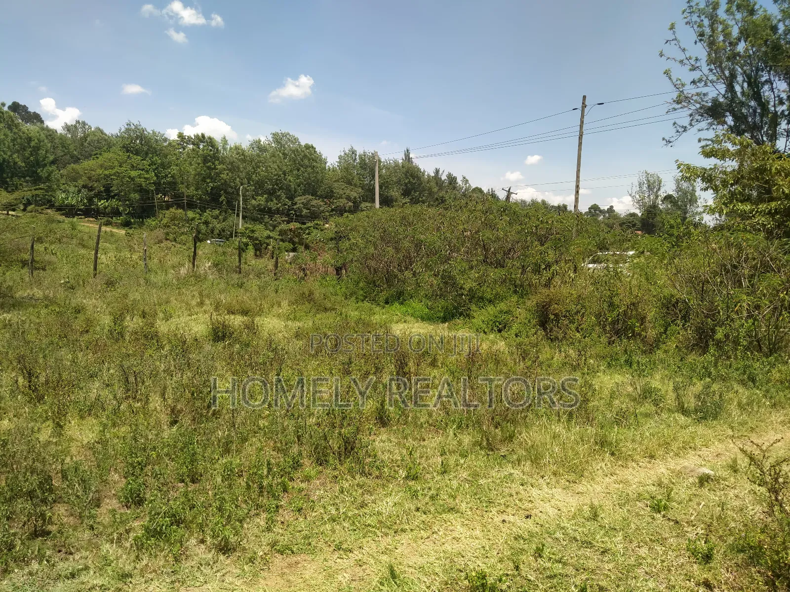 Eighth Acre Plot in Kerarapon Ngong, Touching Tarmac in Kerarapon