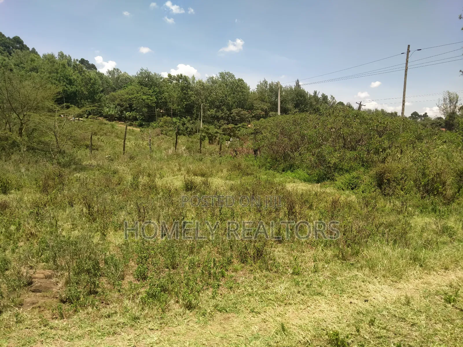 Eighth Acre Plot in Kerarapon Ngong, Touching Tarmac in Kerarapon