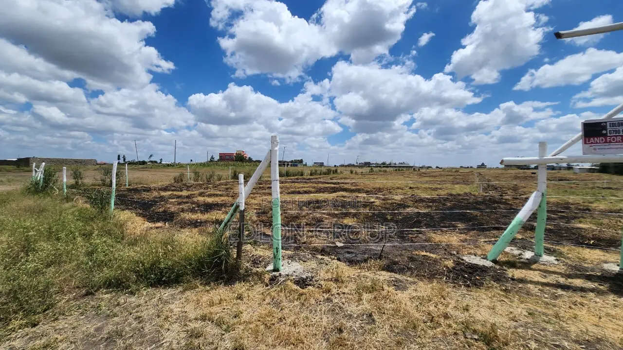 Plots for Sale Off Kamakis in Kamakis