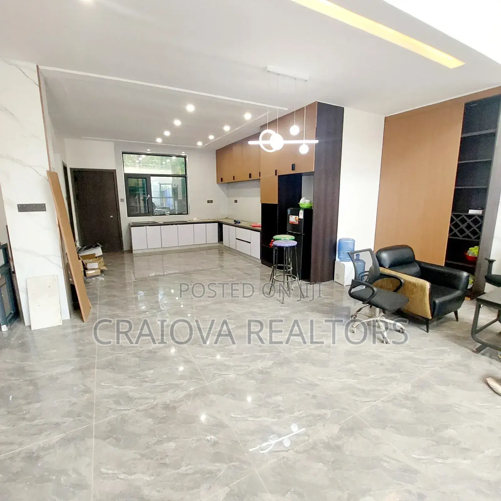 5bdrm Villa in Lavington for sale in Lavington