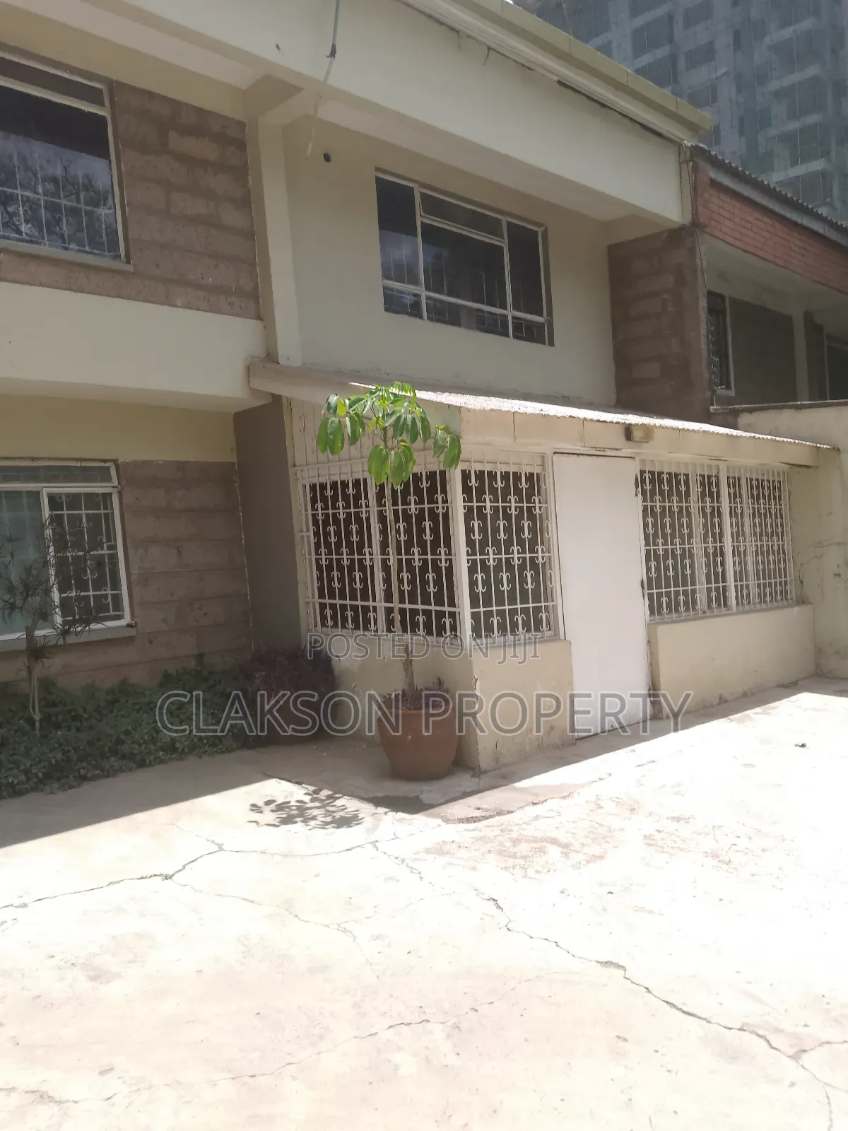 7bedroom Commercial to Let in Kilimani in Kilimani