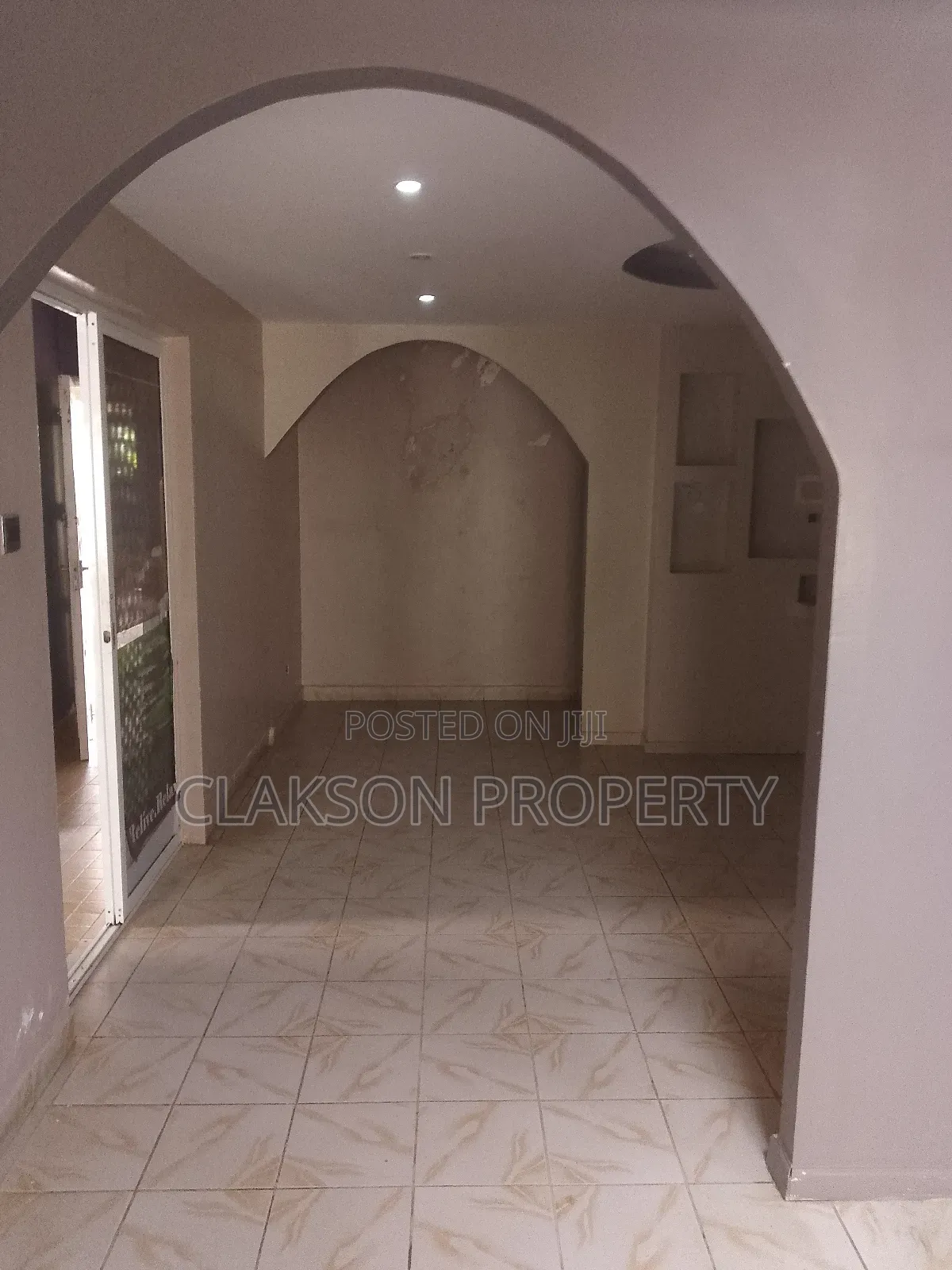 7bedroom Commercial to Let in Kilimani in Kilimani