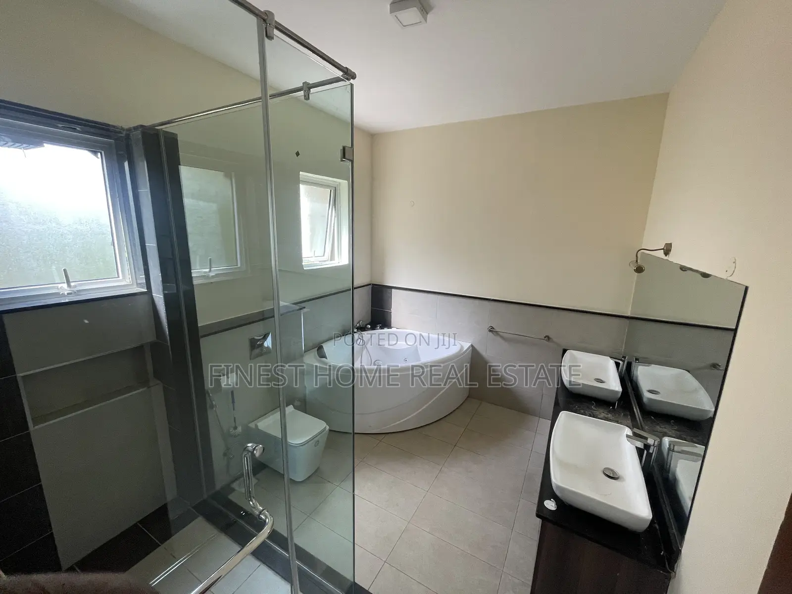 5bdrm Villa in Lavington for sale in Lavington