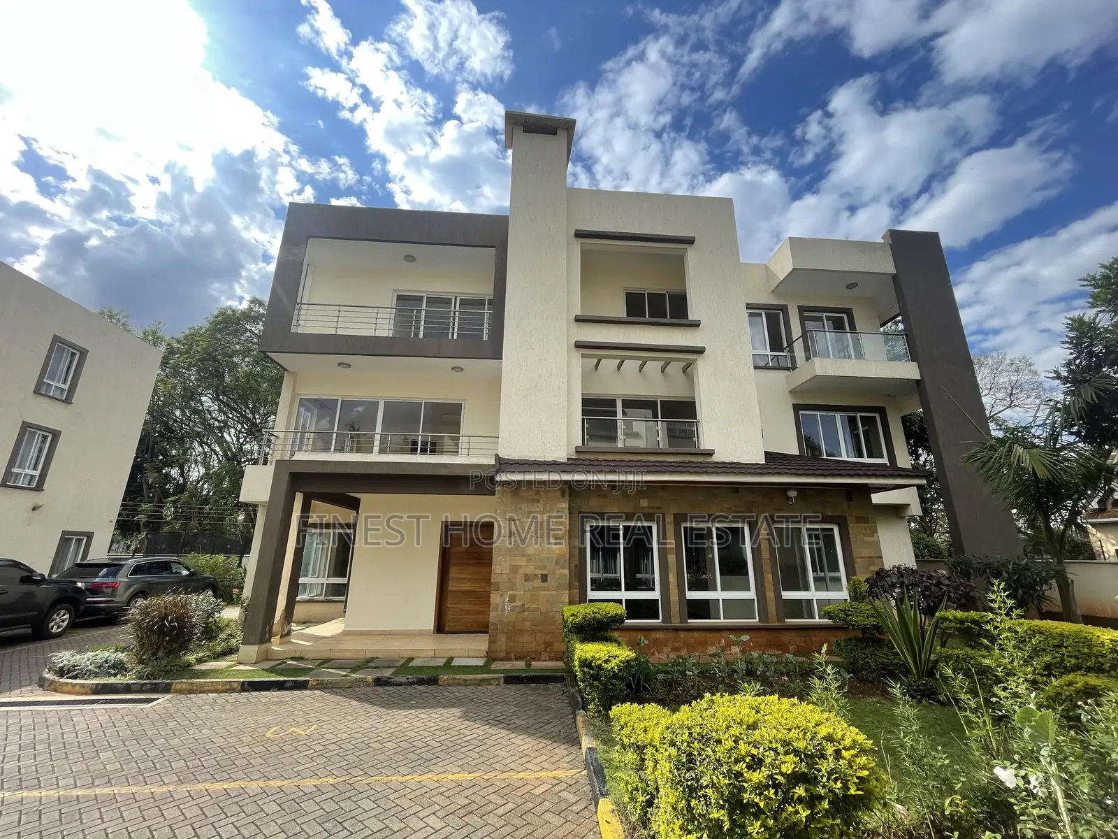 5bdrm Villa in Lavington for sale in Lavington