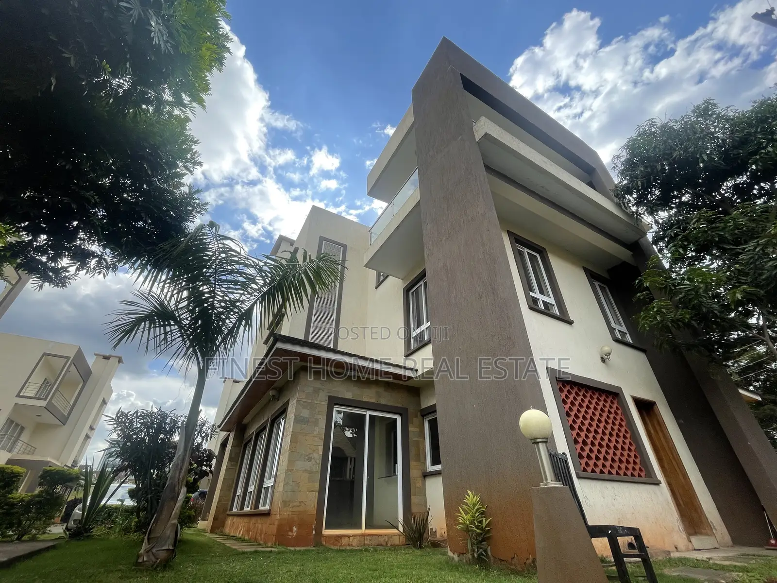 5bdrm Villa in Lavington for sale in Lavington