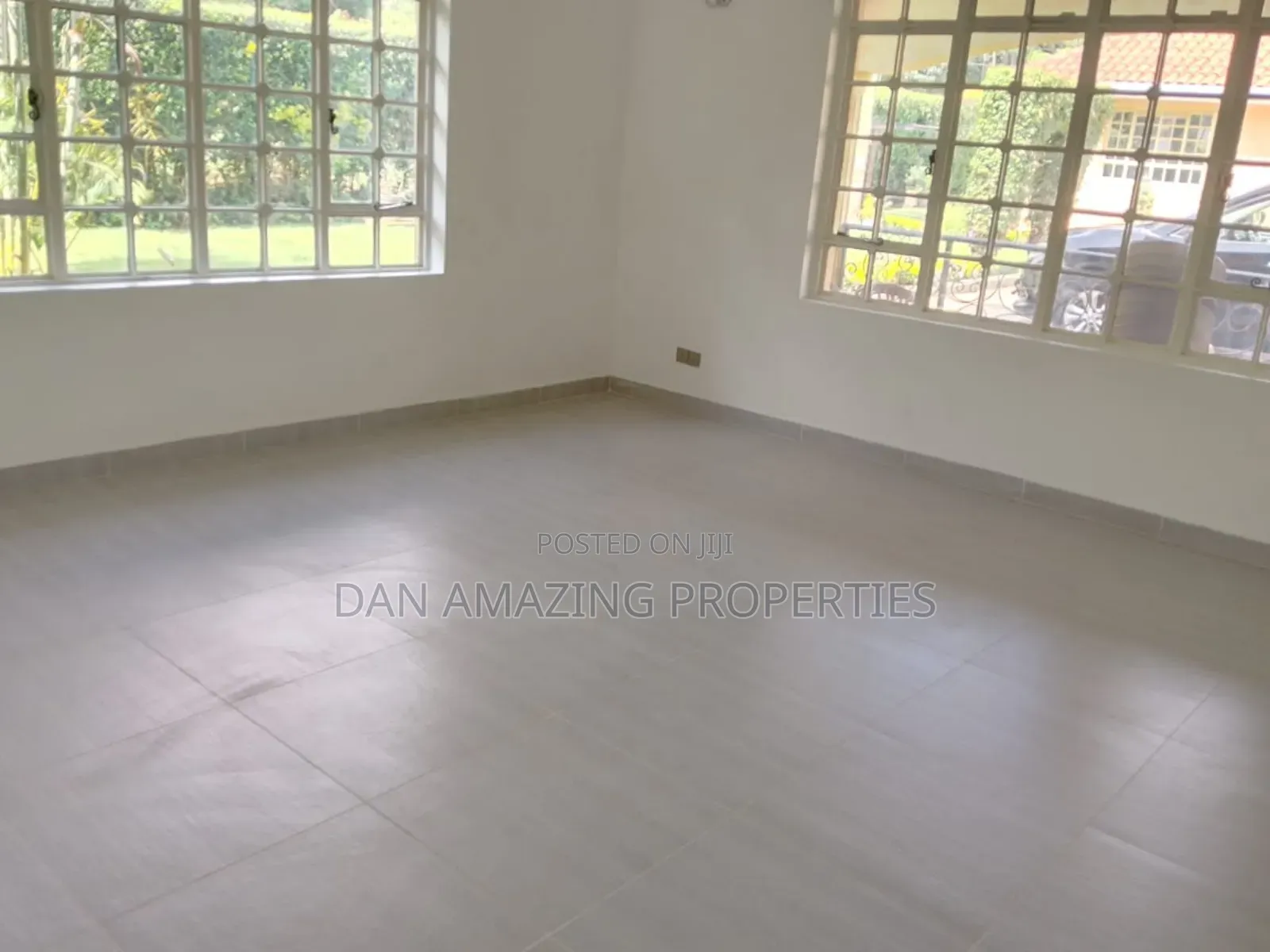 7bdrm Maisonette in Evergreen 1/2 Acre, Runda for sale in Runda