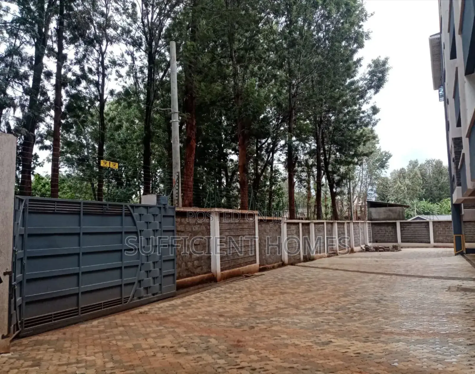 4bdrm Apartment in Thindigua/Kasarini for sale in Thindigua/Kasarini