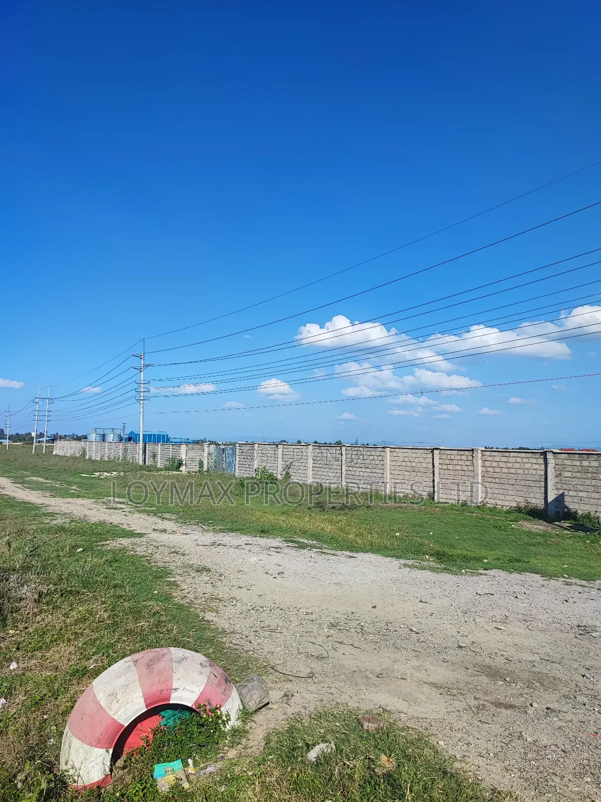 6 Acres on Tarmac Also Touching Kisaju Prayer Centre Road. in Kitengela
