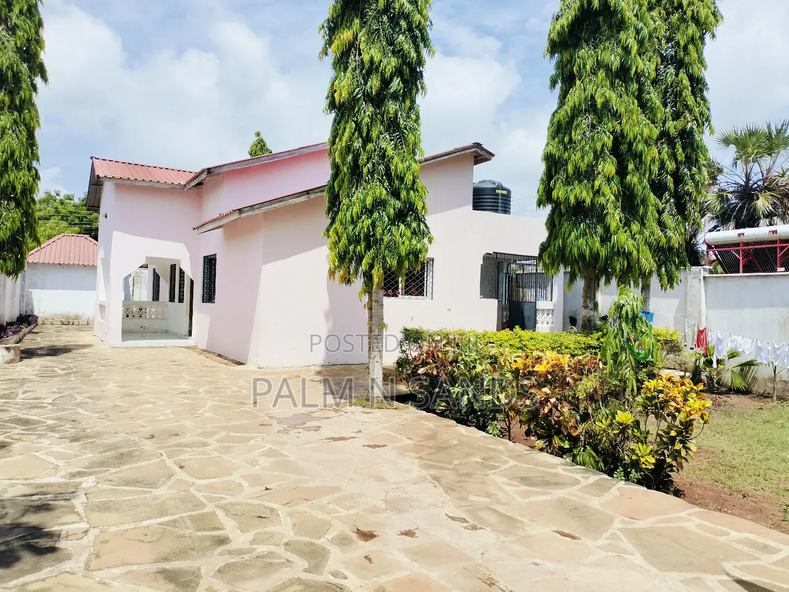 3bdrm House in Mwisho Wa Lami, Ukunda for sale in Ukunda
