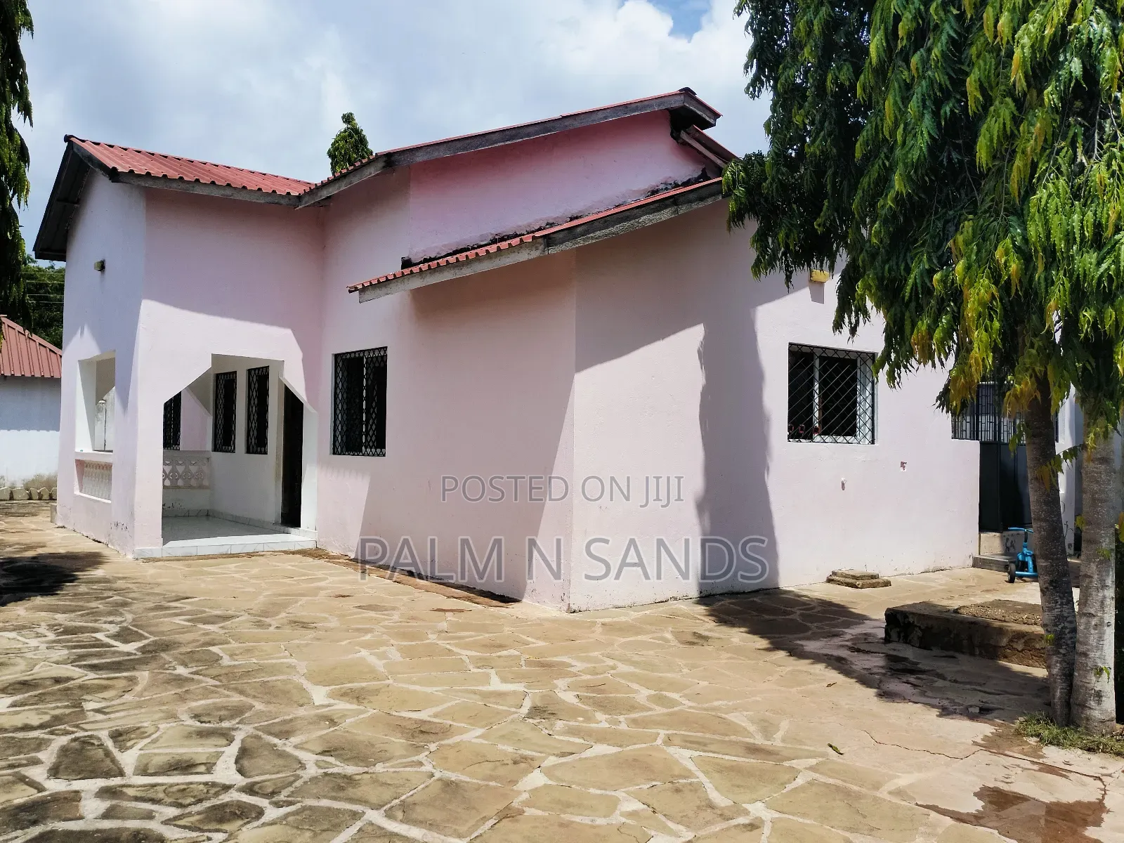 3bdrm House in Mwisho Wa Lami, Ukunda for sale in Ukunda