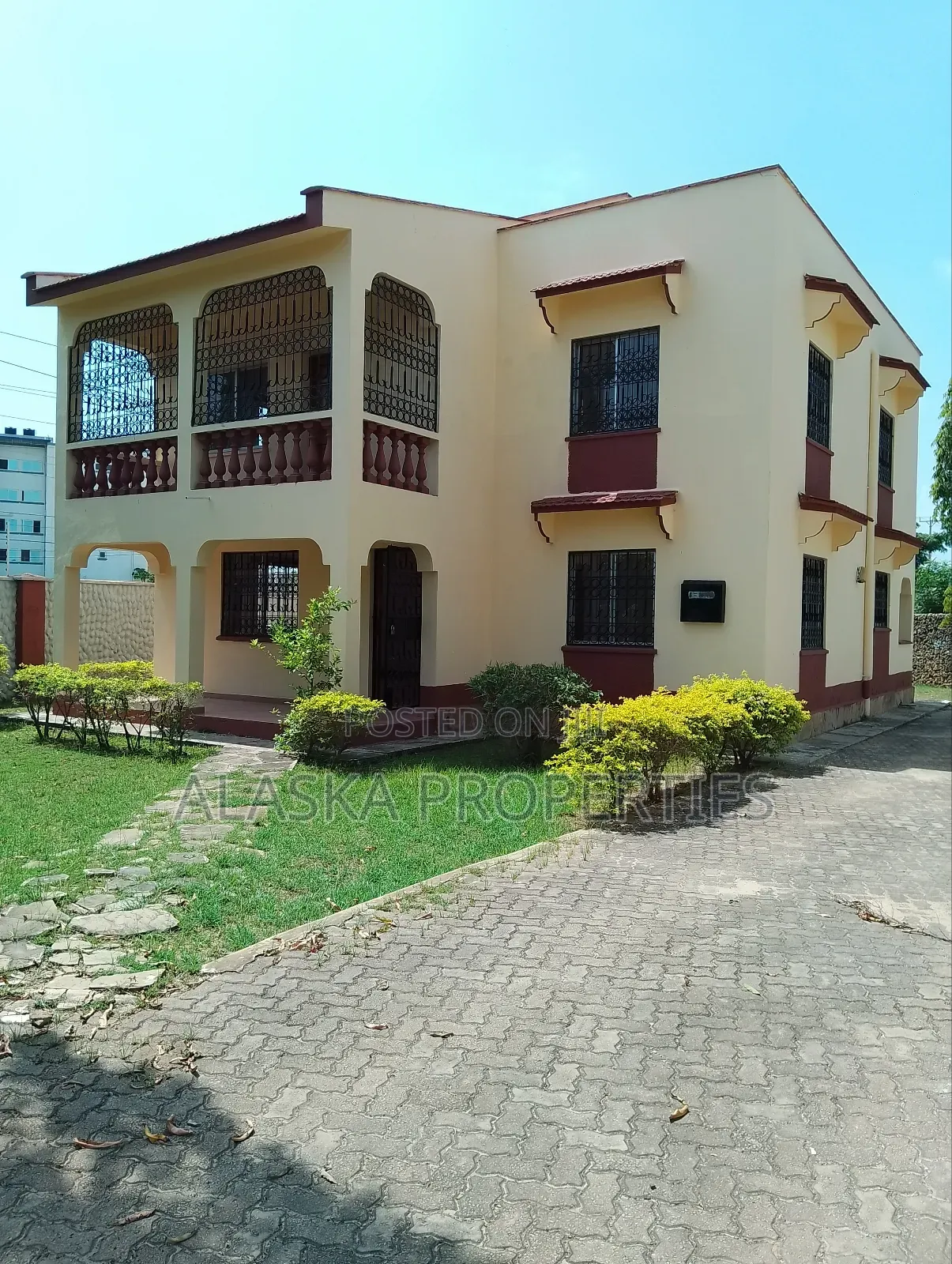 3bdrm Townhouse/Terrace in Beach Road Estate, Nyali for sale in Nyali