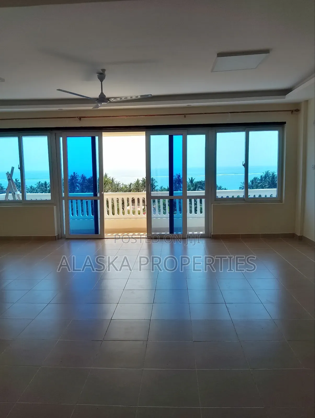 3bdrm Apartment in Nyali Estate for sale in Nyali