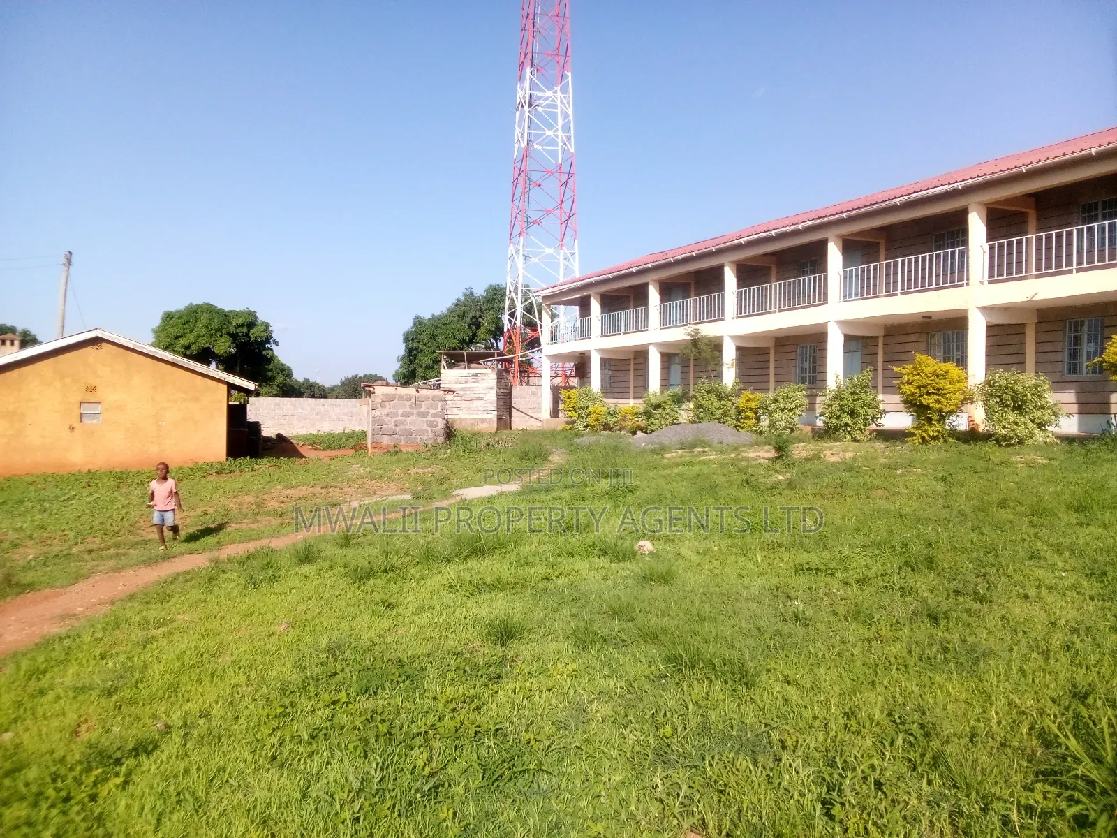 School Compound for Rent,Kitui in Township