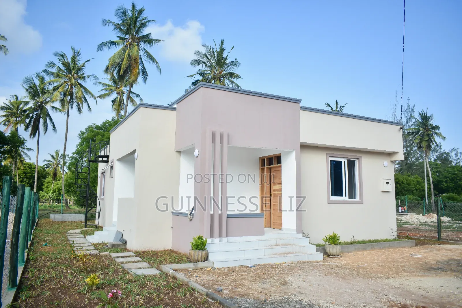 3bdrm Bungalow in Whispering Palms, Tezo for sale in Tezo