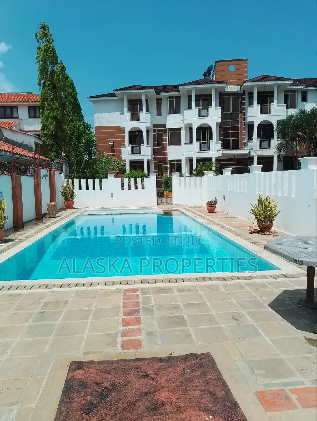 Furnished 2bdrm Apartment 2 Let in Nyali Estate in Nyali