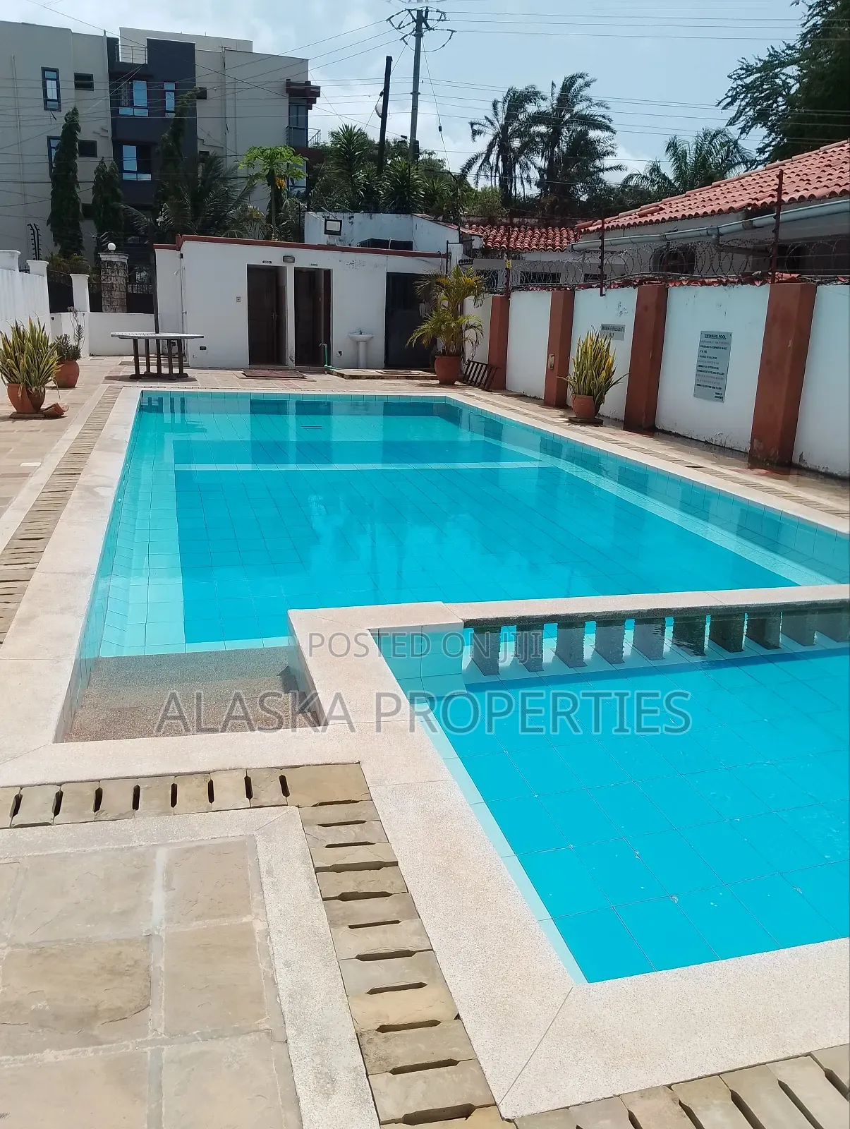 Furnished 2bdrm Apartment 2 Let in Nyali Estate in Nyali