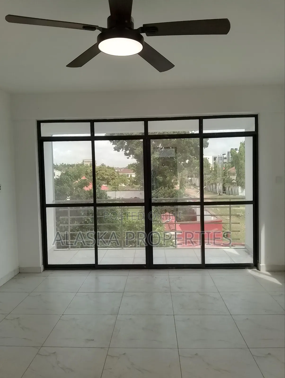 3bdrm Apartment in Nyali Estate for sale in Nyali