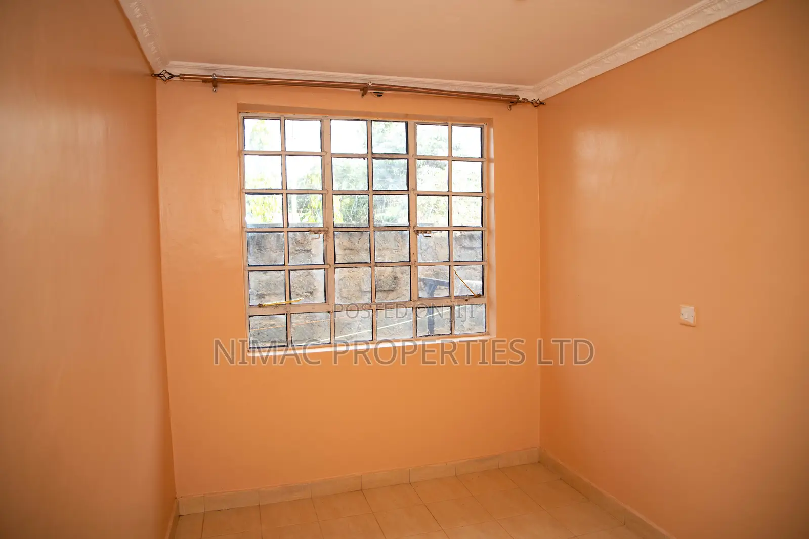 2bdrm Apartment in Canaan Street, Happy Valley Estate for rent in Happy Valley Estate
