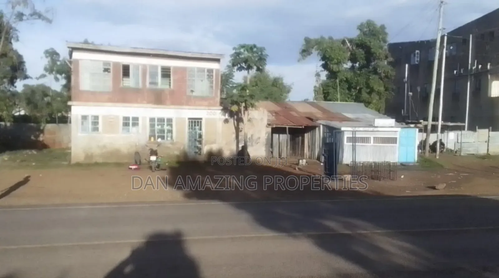 Commercial Space With Old House Homabay Rongo Tamac For Rent in Homa Bay Central