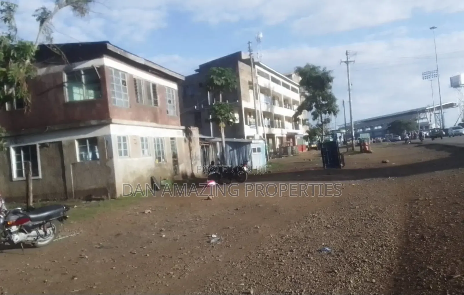 Commercial Space With Old House Homabay Rongo Tamac For Rent in Homa Bay Central