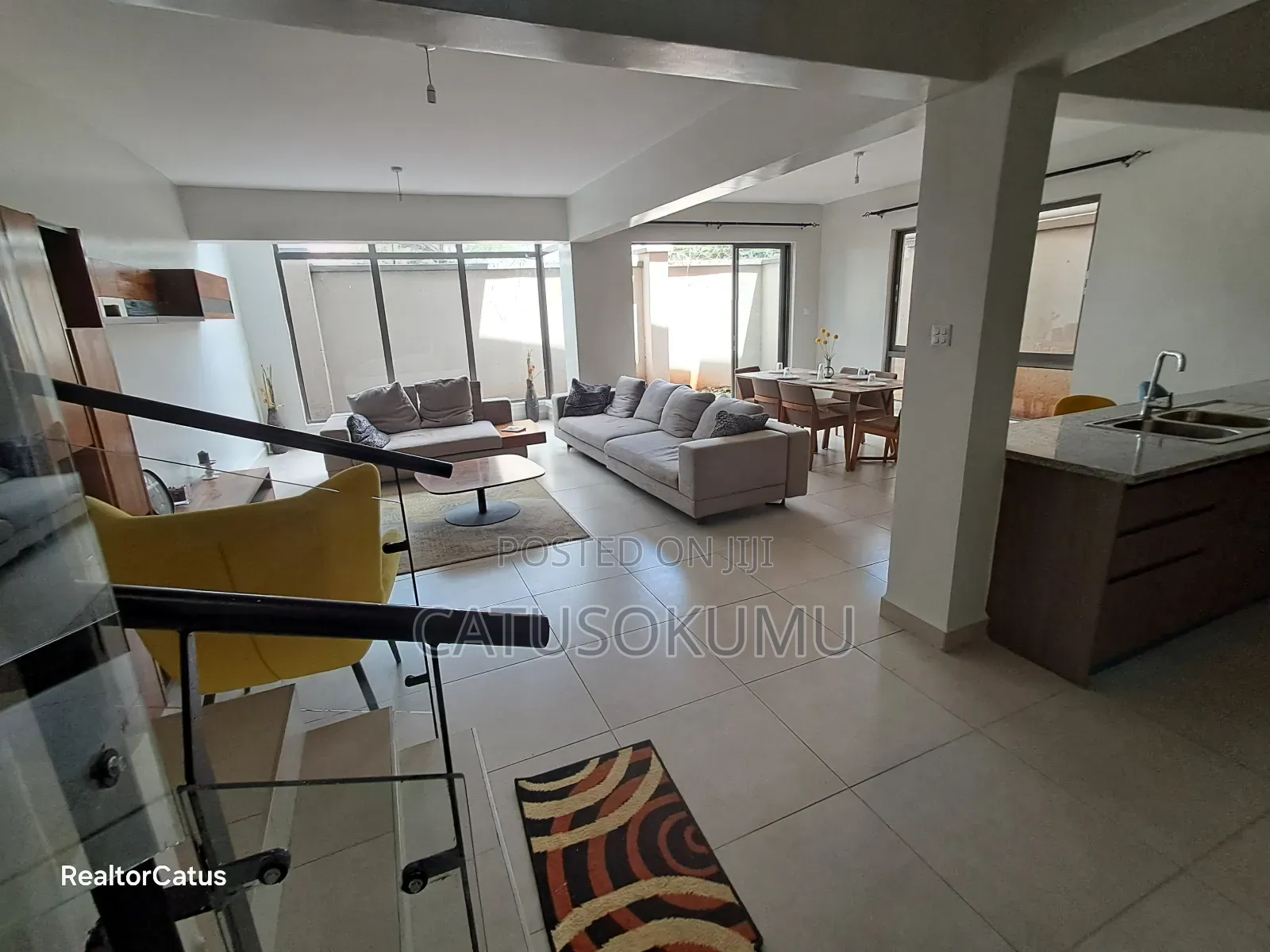 5bdrm Maisonette in Gateway Mall Area for rent in Gateway Mall Area