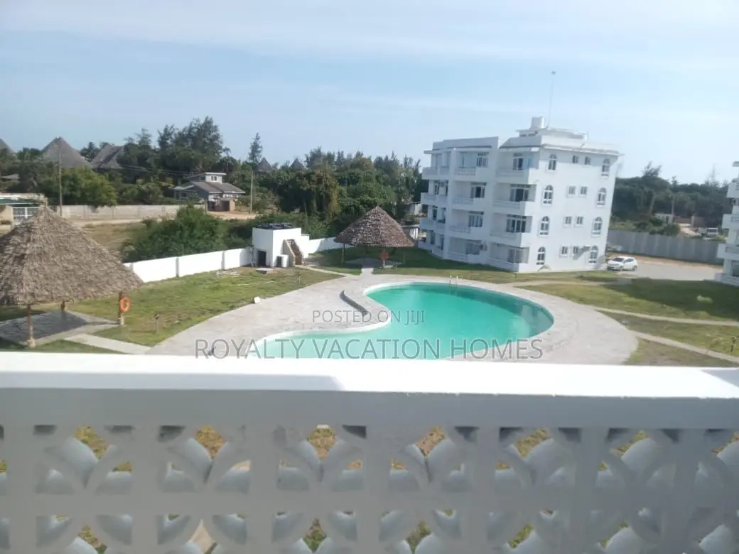 Malindi 2-Bedroom Apartment Beach Getaway in Kijani in Town Centre