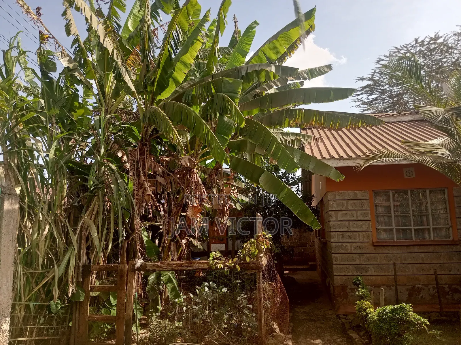 3 Bedrooms Bungalow on 50/100 Plot in Kimbo