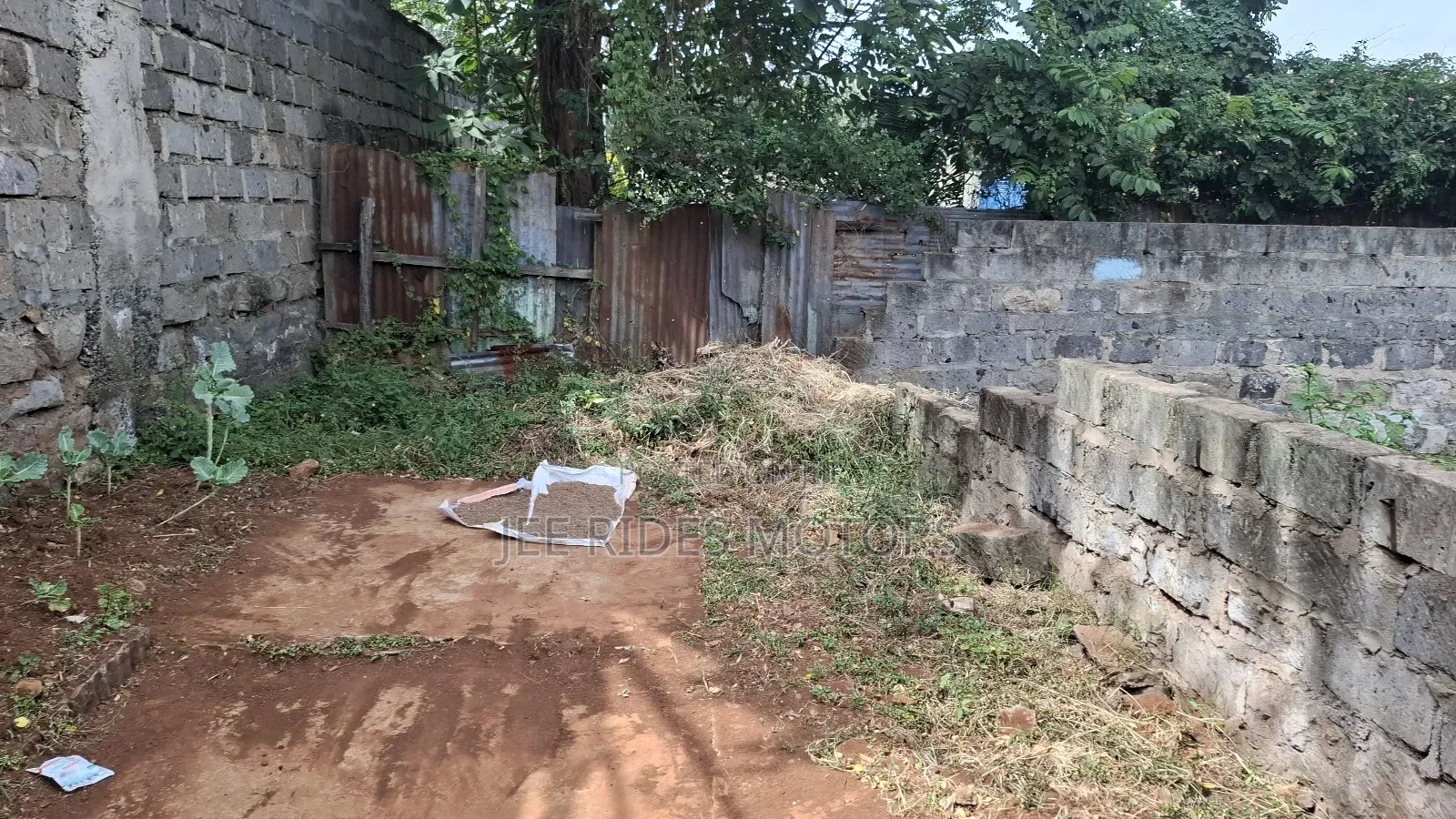 Half 1⁄2 Acre for Sale at Safari Park Thika Rd in Nairobi Central