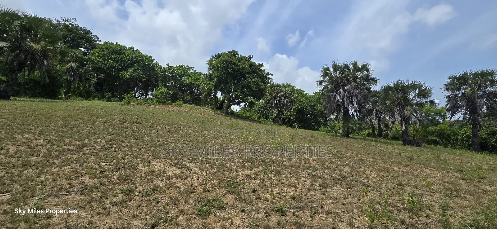 Mtwapa Creek Beach, 1.2-acre Land Available For Sale in Mtwapa