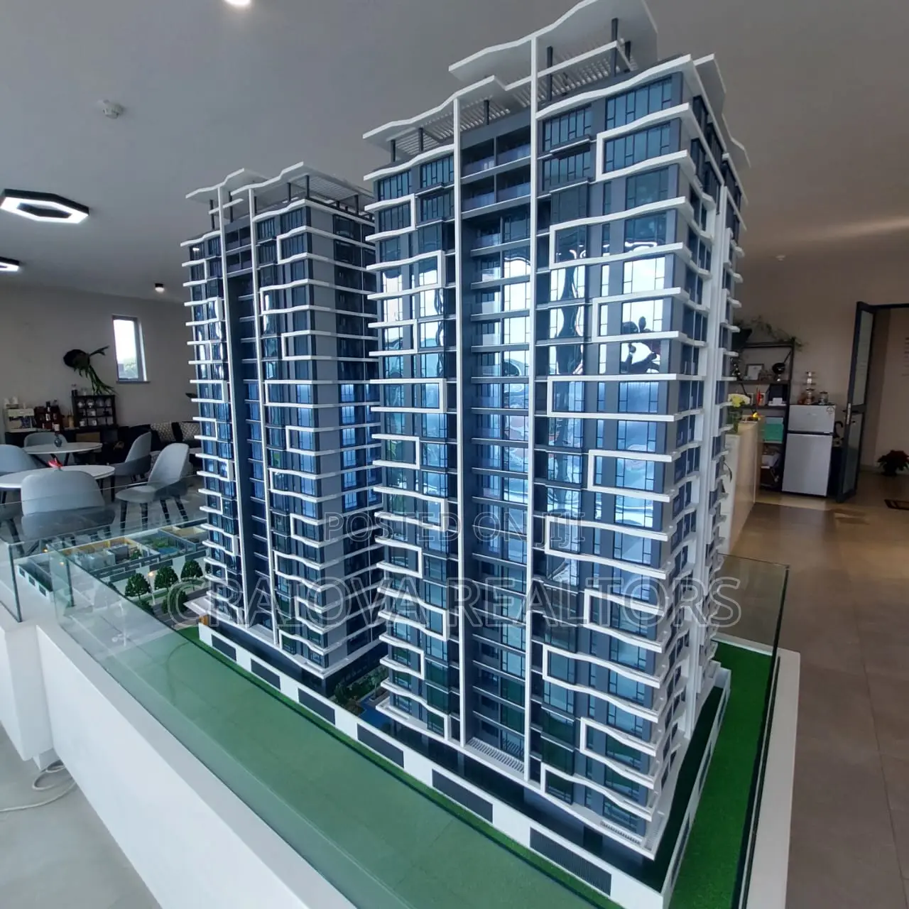 2bdrm Apartment in Panaroma West, Raphta Road Area for sale in Raphta Road Area